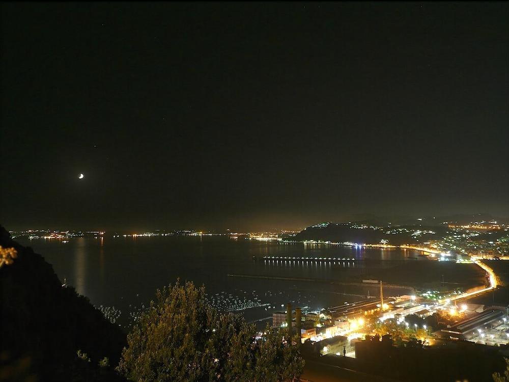 Hotel Santa Marta Pozzuoli Exteriör bild