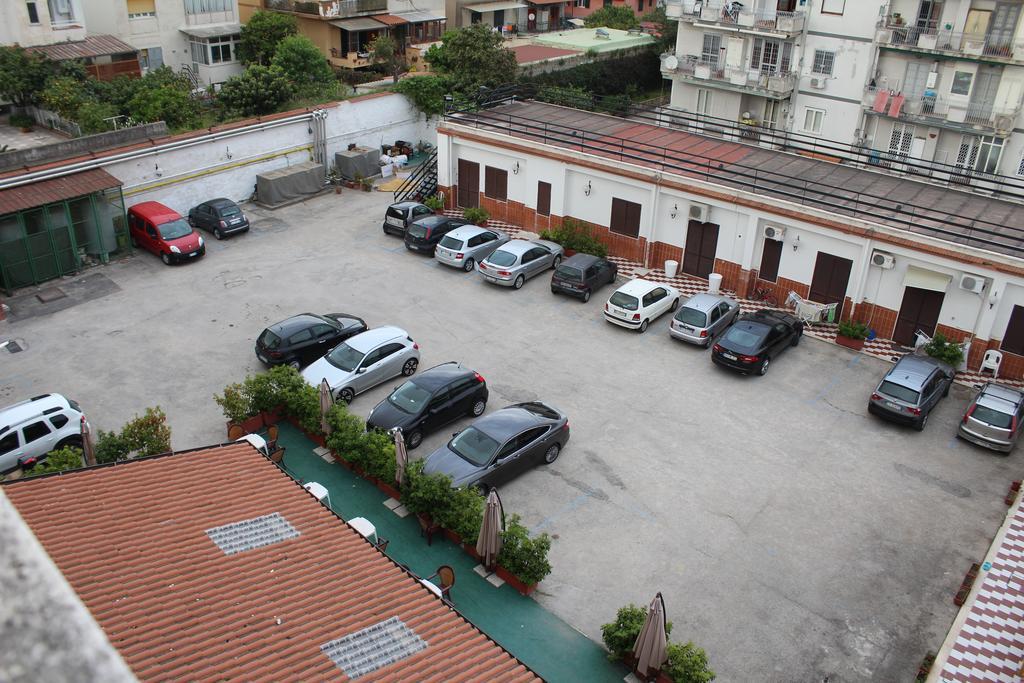 Hotel Santa Marta Pozzuoli Exteriör bild