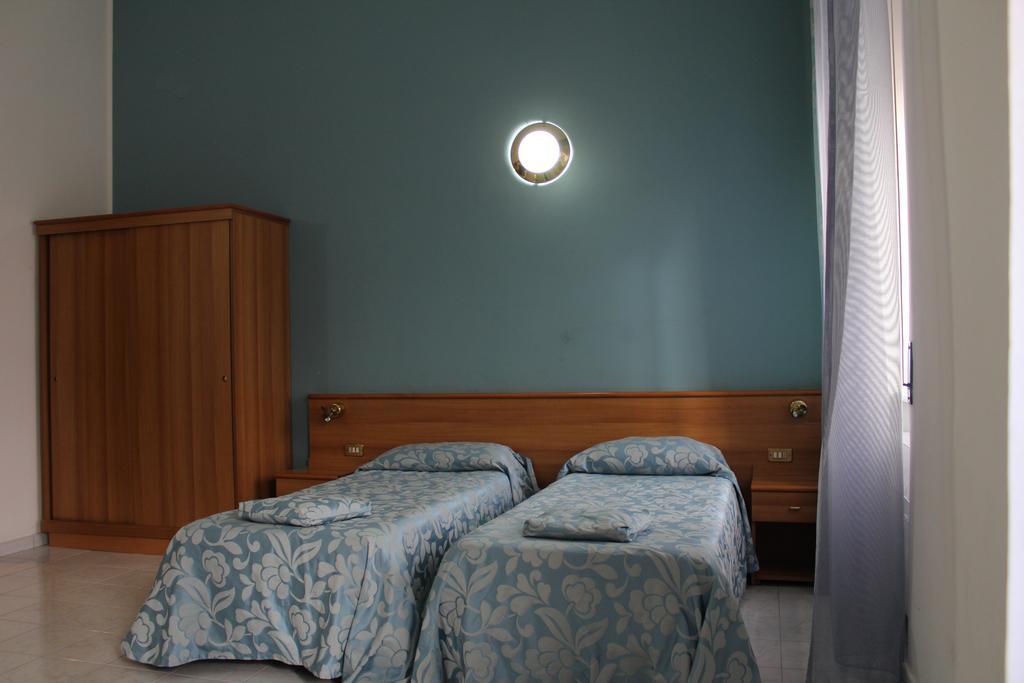 Hotel Santa Marta Pozzuoli Exteriör bild