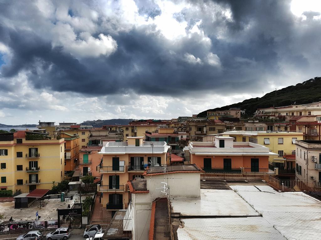 Hotel Santa Marta Pozzuoli Exteriör bild